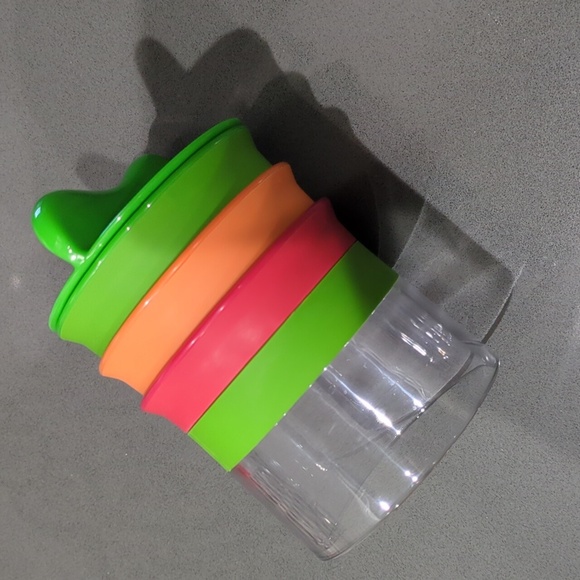 OXO Good Grips 3-Blade Hand-Held Vegetable Spiralizer - Picture 7 of 10